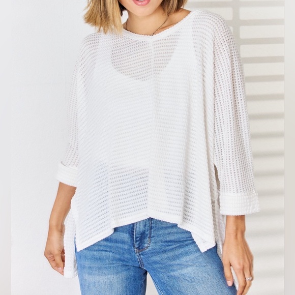 Zenana Outfitters Sweaters - NEW Zenana PLUS + REG SIZE White High Low Lightweight Slub Waffle Knit Top